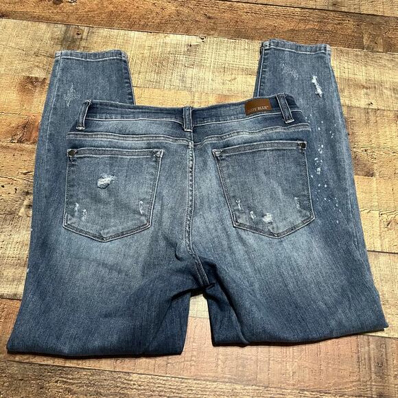 Judy Blue Women's Denim Stretch Shredding Up My Life Relaxed Fit Jeans Sz 11/30 - Picture 7 of 7